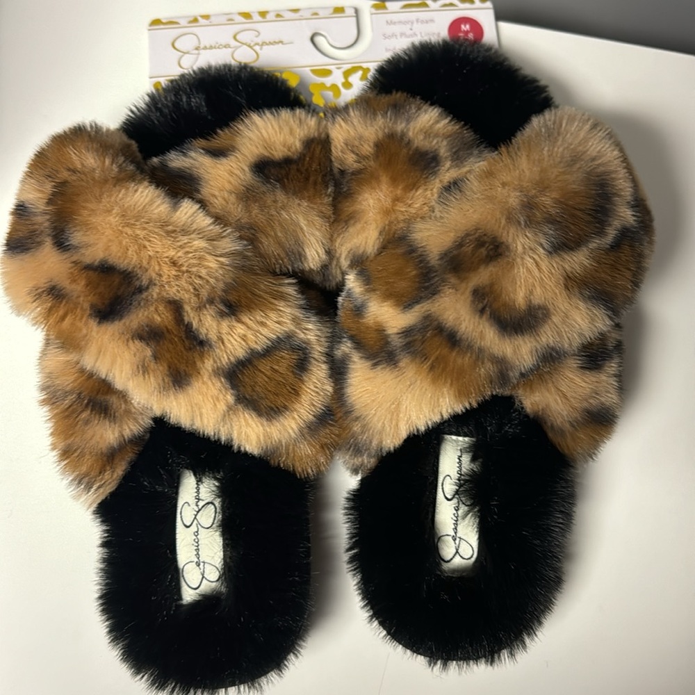 Jessica Simpson Memory Foam Plush Open Toe Cross Band Slide Slipper Size 7/8 - Picture 3 of 4
